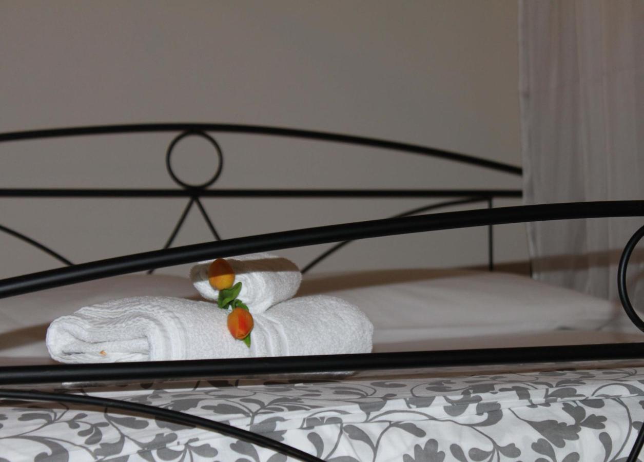 Bed and Breakfast i 2 puttini Aeroporto di Catania Fontana Rossa Esterno foto