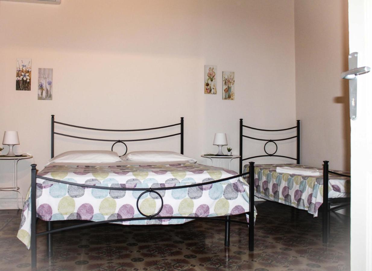 Bed and Breakfast i 2 puttini Aeroporto di Catania Fontana Rossa Esterno foto
